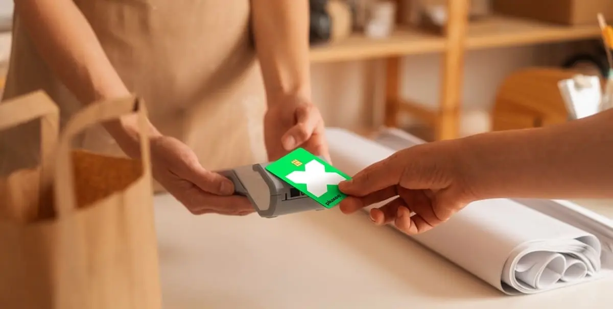 Cartão Pluxee tem aproximação? Como usar no Apple Pay e Google Pay pluxee-cartao-_1_