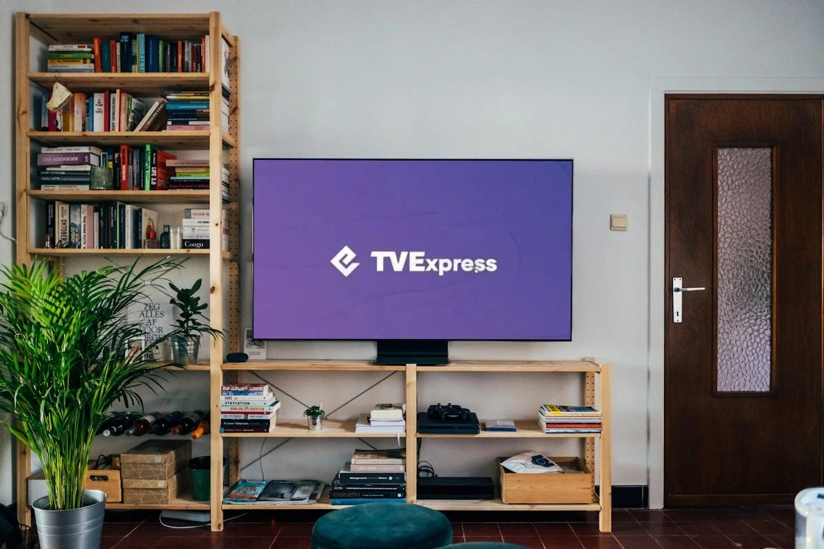 TV Express: como funciona? É legalizado? Como Baixar e Recarregar?